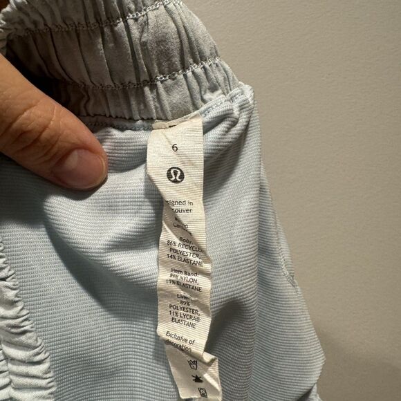Lululemon Hotty Hot Short II Lined Running Workout 2.5 in Blue W7AUSR Women sz 6 - Picture 5 of 7